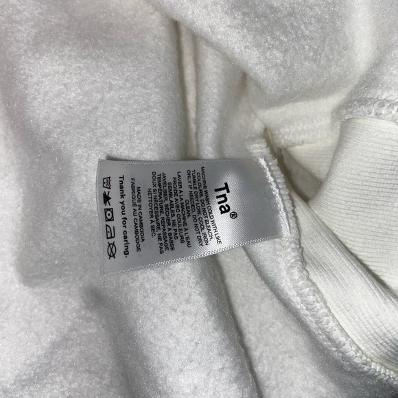 ❌SOLD❌Aritzia TNA Cozy Fleece Boyfriend Crop - Picture 9 of 10